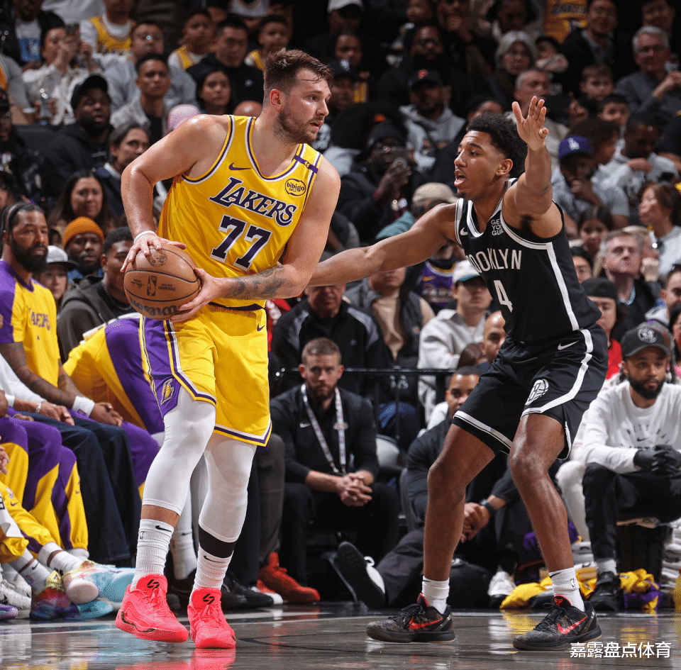 NBA选手爆冷获胜,专家预测失准 NBA选手爆冷获胜,专家预测失准