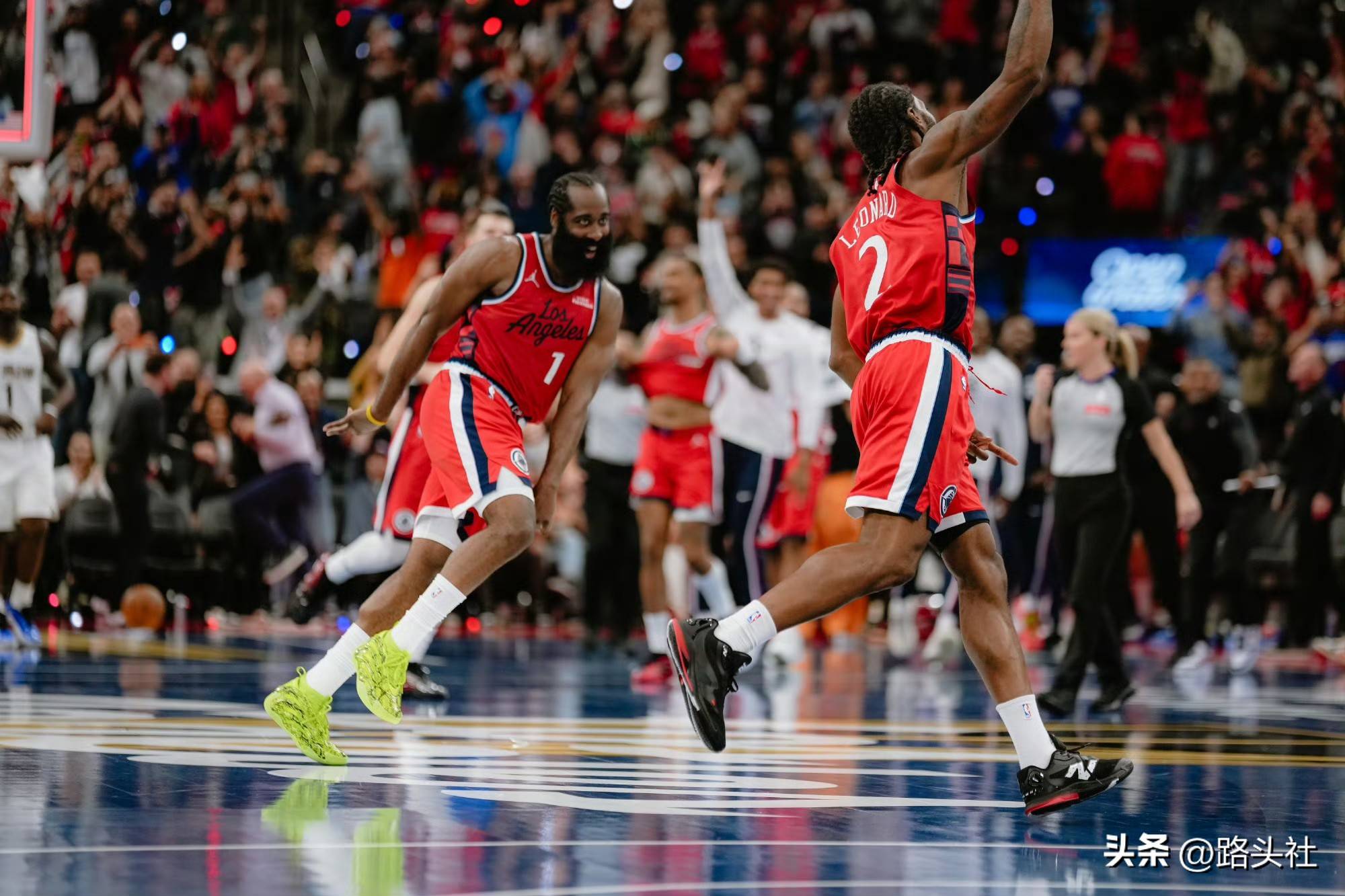 快船险胜鹈鹕,西亚卡姆扛起全队 快船险胜鹈鹕,西亚卡姆扛起全队