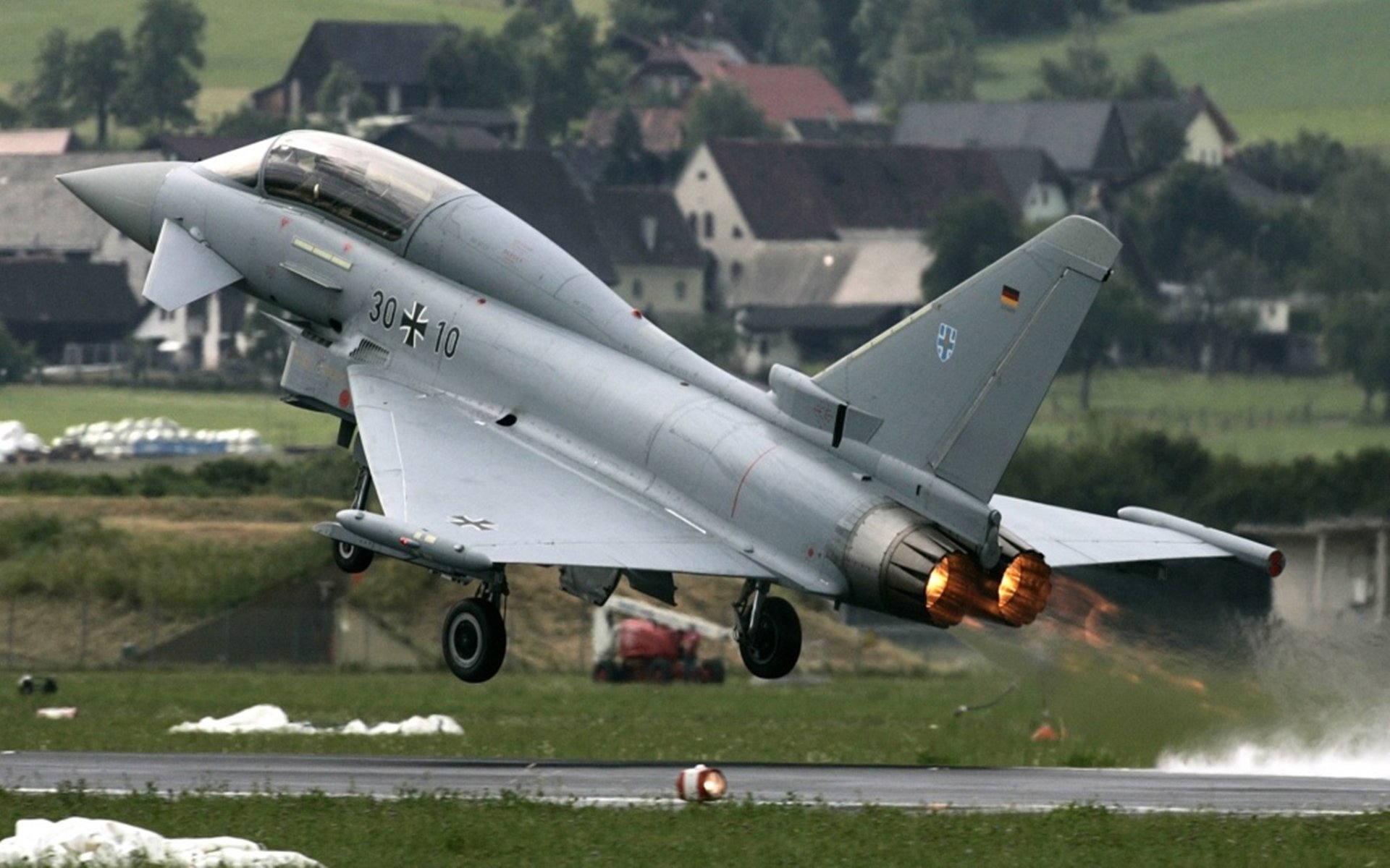 慈善夜的神剧本，牙买加逆转瑞士，富安健洋成为关键先生